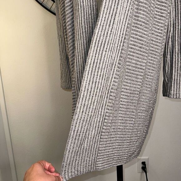 Banana Republic Gray Ribbed Knit Longsleeve Open Front Sweater Cardigan Womens M - Picture 4 of 12